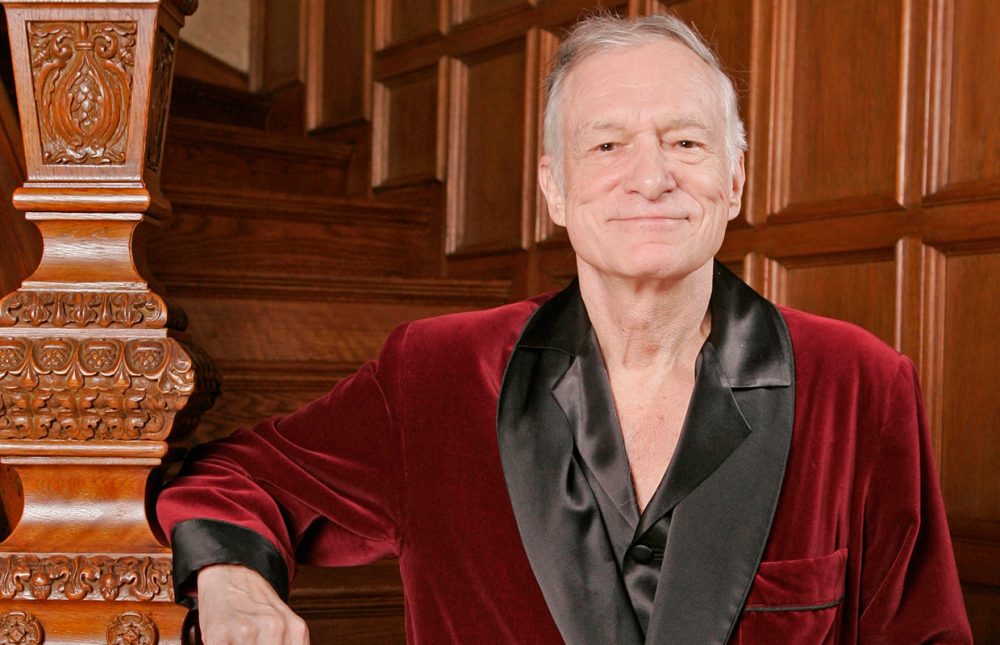 People are really trying to buy Hugh Hefner's pajamas? - 1% Culture